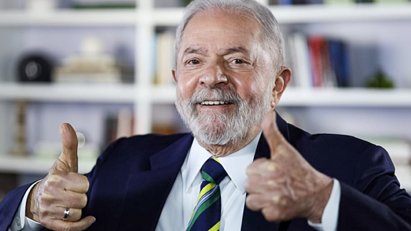 Lula é eleito novamente presidente da República do Brasil