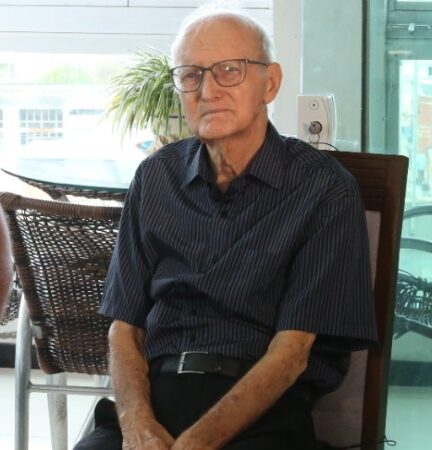 ILHÉUS DE LUTO: MORRE O PROFESSOR MANOEL RENATO