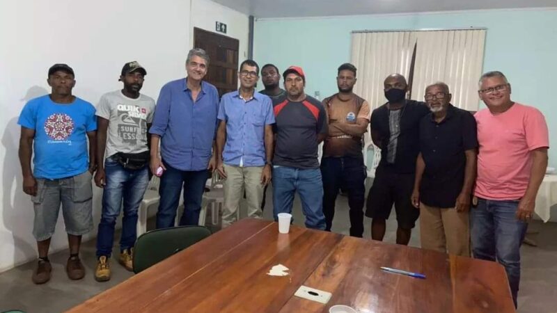 URUÇUCA: PREFEITURA PROMOVE PALESTRA SOBRE O CULTIVO DA PUPUNHA