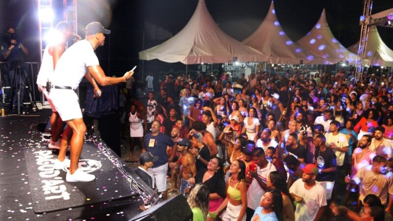 URUÇUCA: RÉVEILLON DE SERRA GRANDE SUPERA EXPECTATIVAS E PREFEITO ANUNCIA CARNAVAL