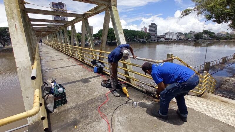 Prefeitura recupera a Passarela da Ilha do Jegue, inaugurada há cinco anos