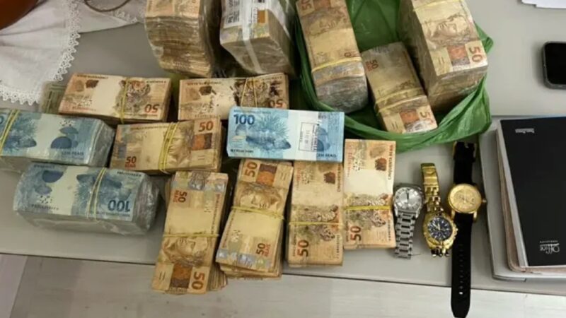 PF fez operação contra lavagem de dinheiro do tráfico e prende quatro em Balneário Camboriú