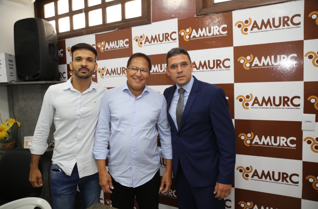 Prefeito Jadson é eleito presidente da Amurc por aclamação