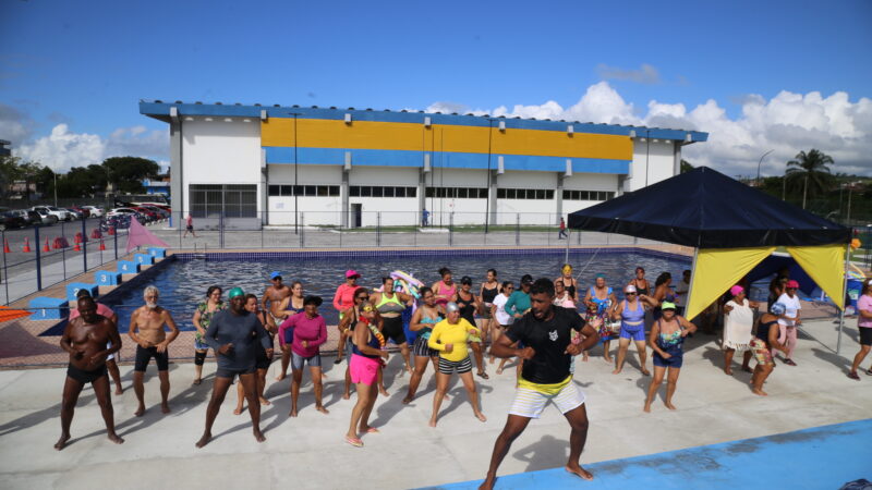 Prefeitura de Itabuna realiza o 1º “CarnaVila” com alunos do Projeto Aquático