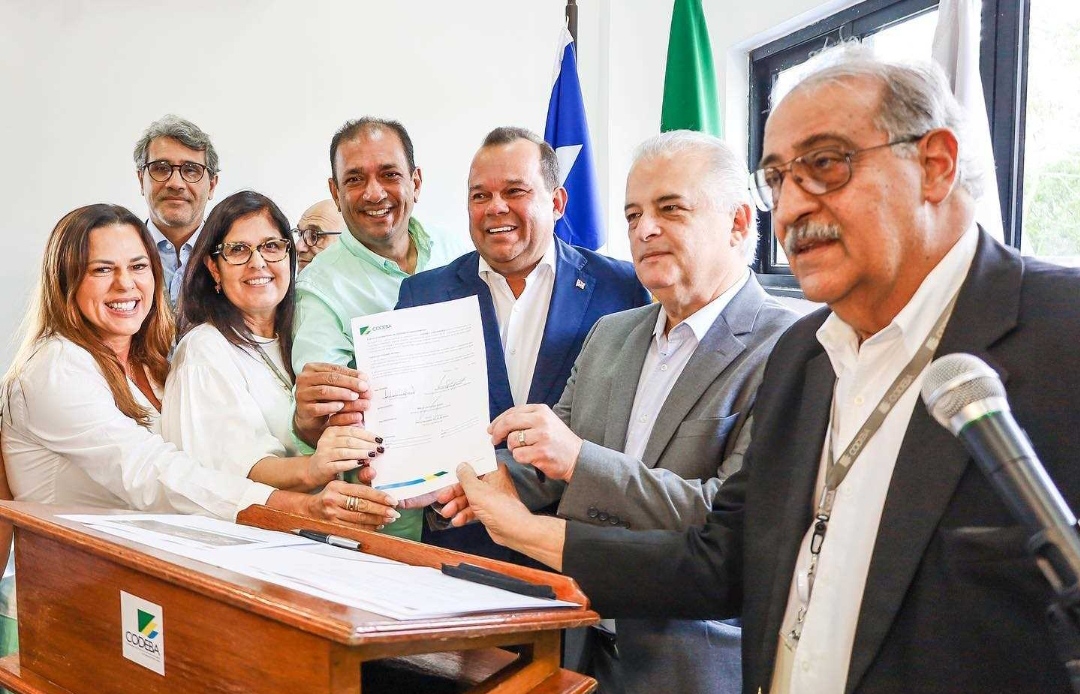 Mário Alexandre assina contrato de cessão de uso para revitalização do antigo Porto de Ilhéus