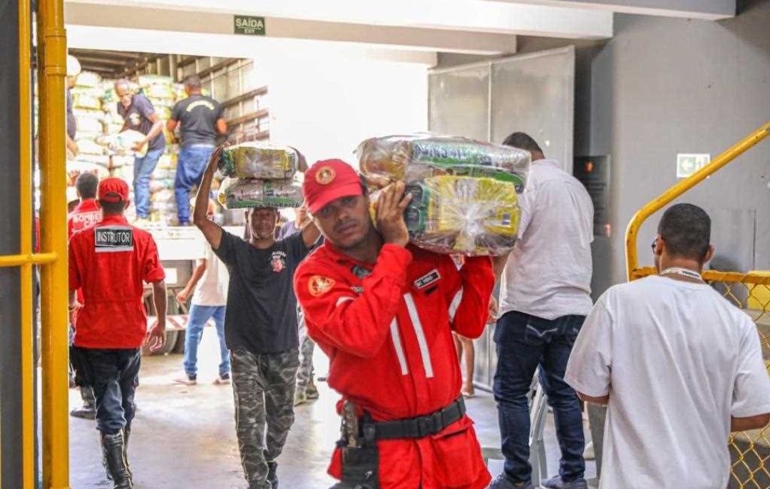 Prefeitura de Ilhéus recebe doações em regime de parceria enviadas pela Defesa Civil Nacional