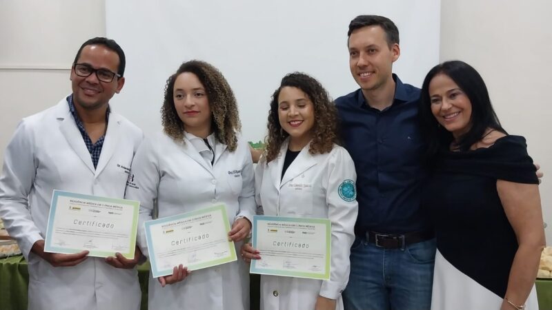 Hospital de Base realiza cerimônia de certificação da Residência Médica