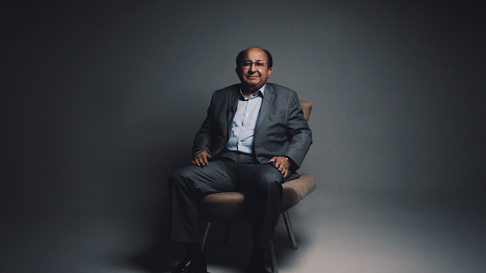 UESC aprova títulos de Professor Emérito para professores Aurélio Macedo e Adélia Pinheiro