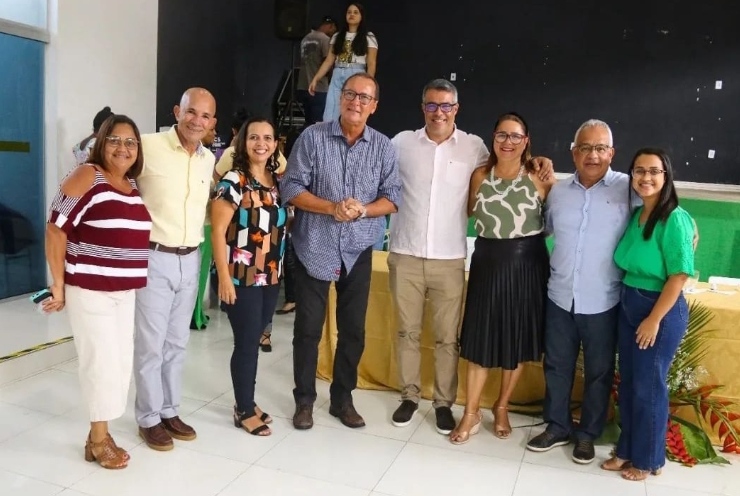 URUÇUCA: PREFEITURA ENTREGA NOVOS KITS PARA OS AGENTES DE SAÚDE E DE ENDEMIAS