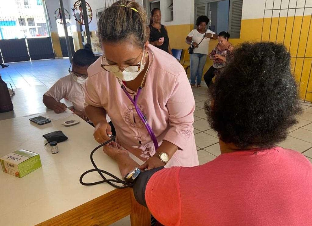 Prefeitura de Ilhéus mantém assistência em saúde aos desabrigados e atualiza situação no município