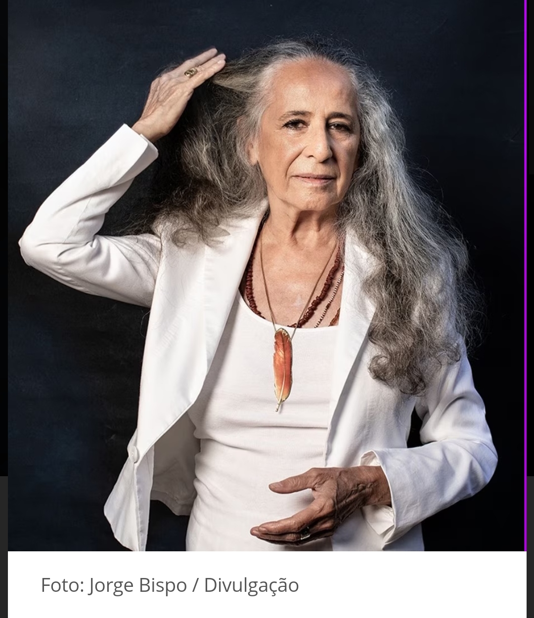 Maria Bethânia toma posse na Academia de Letras da Bahia