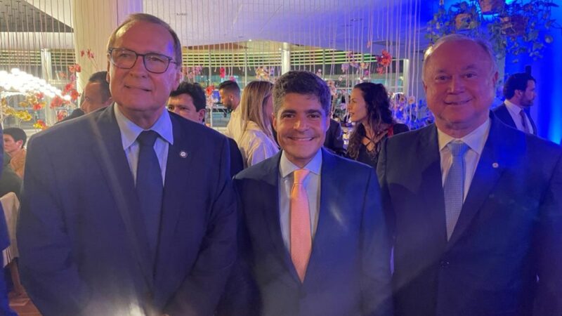 PREFEITO MOACYR LEITE JÚNIOR PRESTIGIA POSSE DE ACM NETO NA FUNDAÇÃO ÍNDIGO