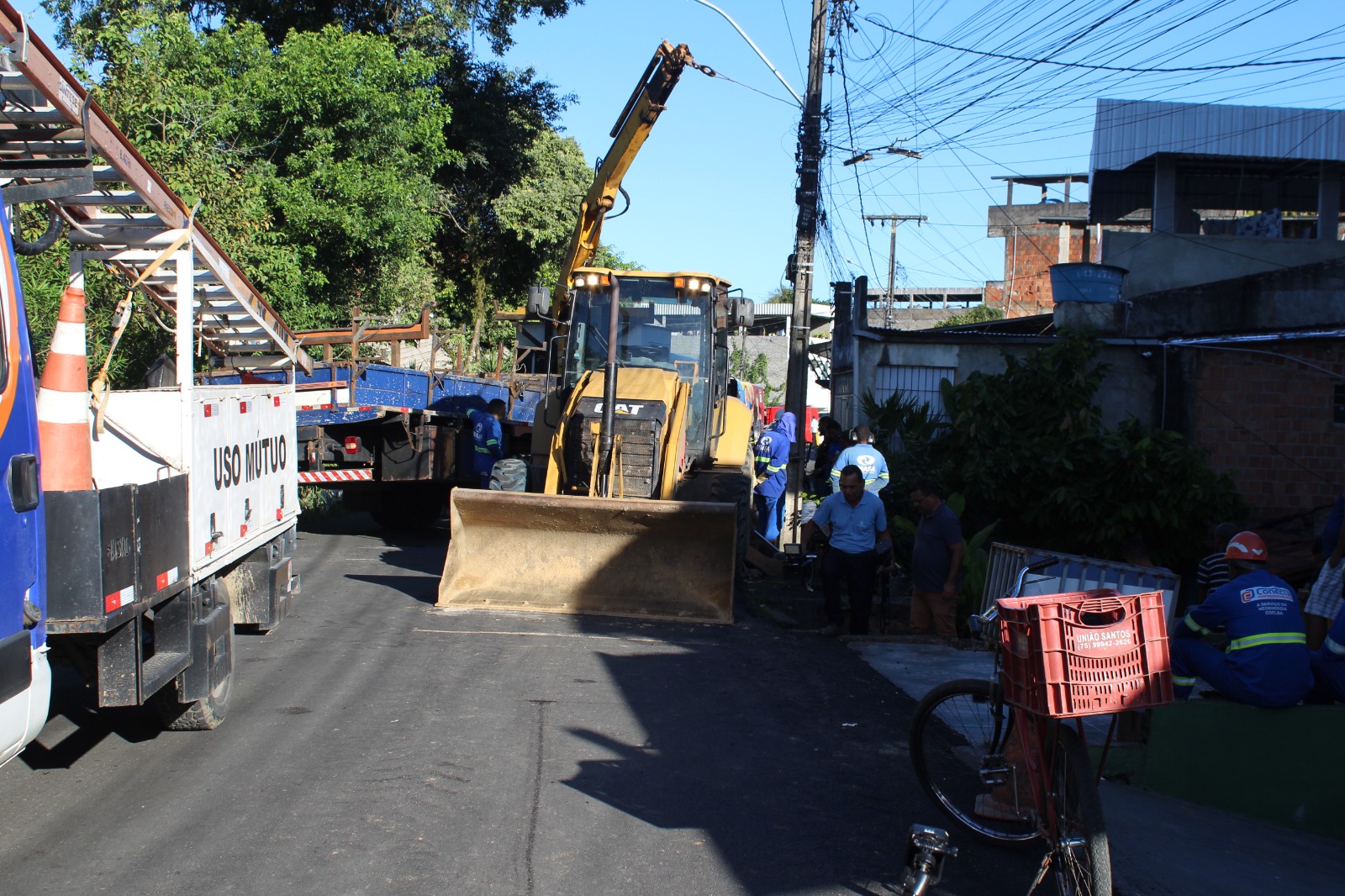 EMASA conclui reparo de rede adutora que rompeu no Bairro São Roque