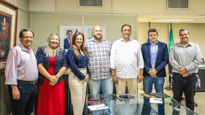 Prefeito Mário Alexandre participa de reunião para discutir ações de fomento ao mercado do chocolate