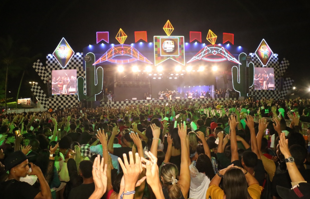 Primeira noite do Ita Pedro 2023 mobilizou mais de 80 mil pessoas