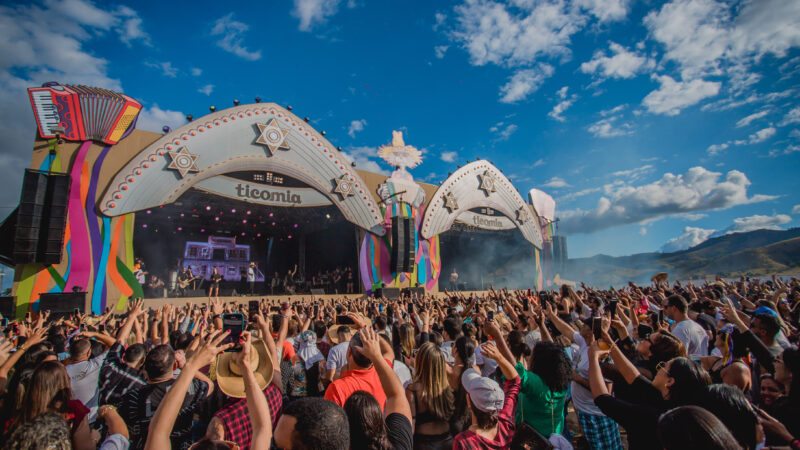 Ticomia 2023 Maior festa junina de camisa da Bahia promete festival de forró em Ibicuí