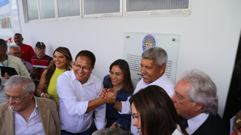 Jerônimo Rodrigues reabre o Hospital São Lucas ao lado de um emocionado Augusto Castro