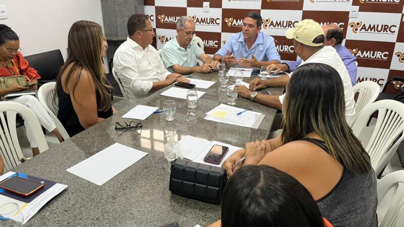 Amurc emite nota de solidariedade aos prefeitos em defesa da Educação