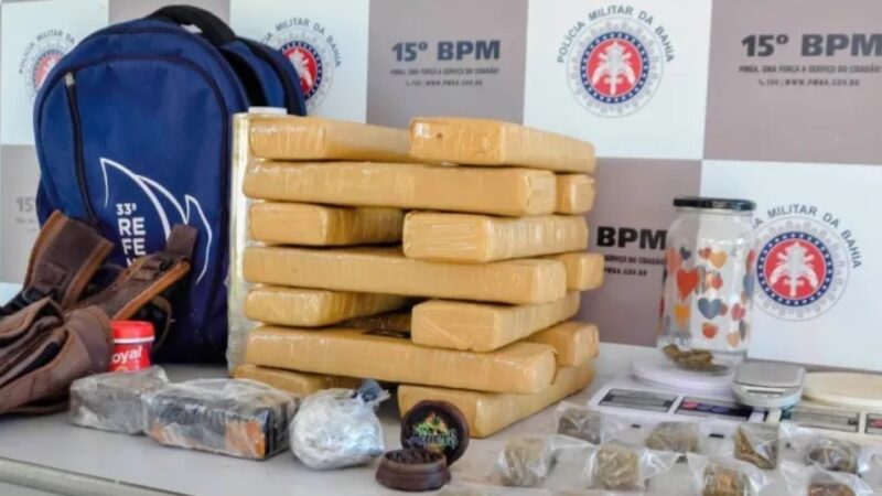 15º BATALHÃO DA PM APREENDE 16 QUILOS DE DROGAS EM ITABUNA