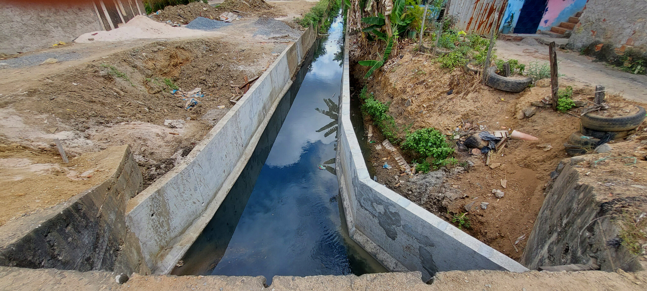 Obras de revestimento do canal de drenagem do São Pedro entram em novo estágio