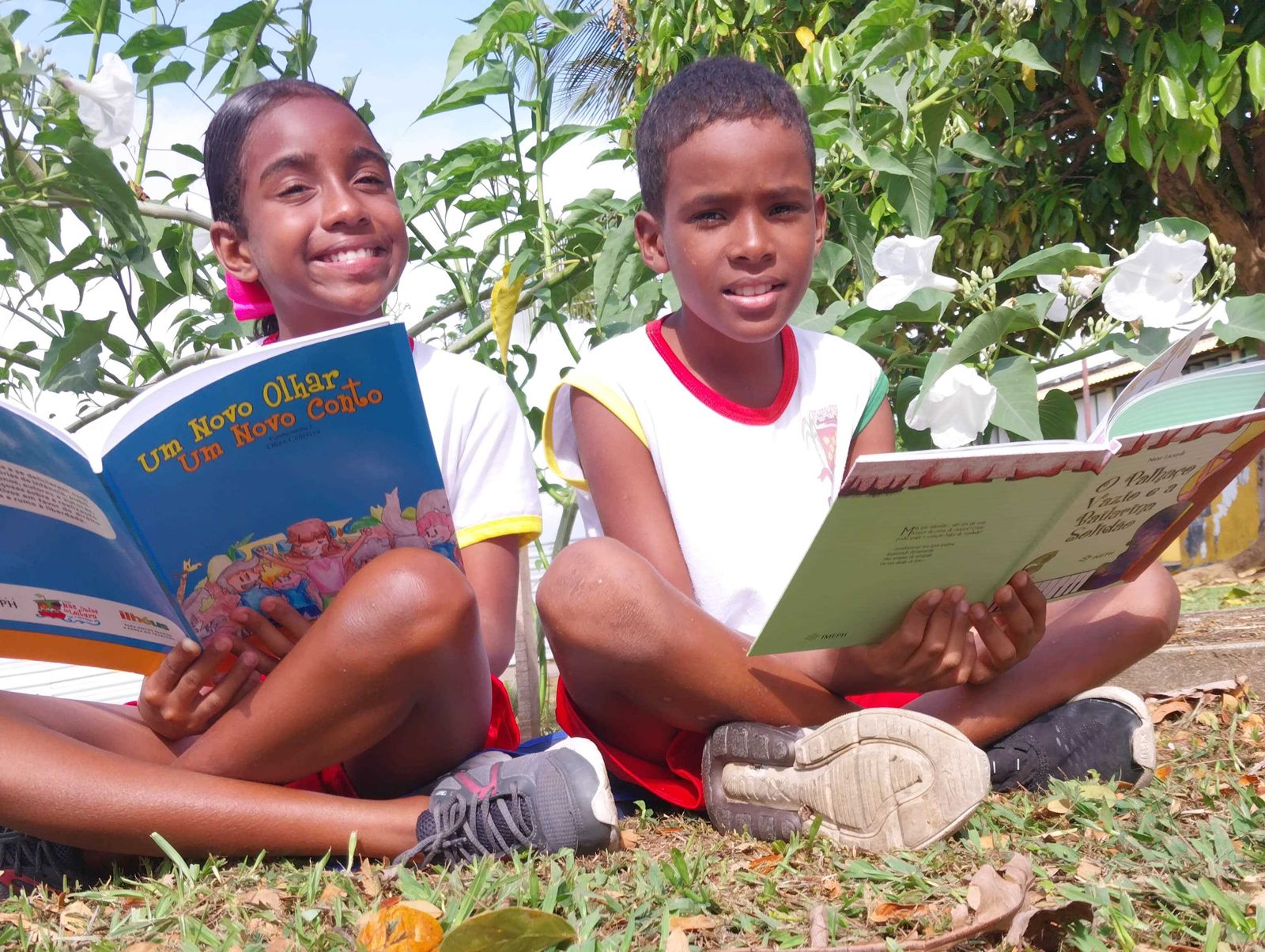 Alunos da Rede Municipal lançam livro através do projeto Nas Ondas da Leitura