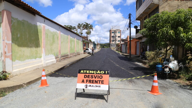 Prefeito Augusto Castro vistoria obras e serviços de urbanização do Jardim Jaçanã