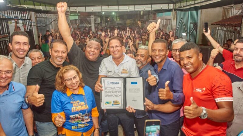 Prefeito Augusto Castro assinatura Ordem de Serviço do Programa Acelera Itabuna nos bairros Gogó da Ema e Sarinha