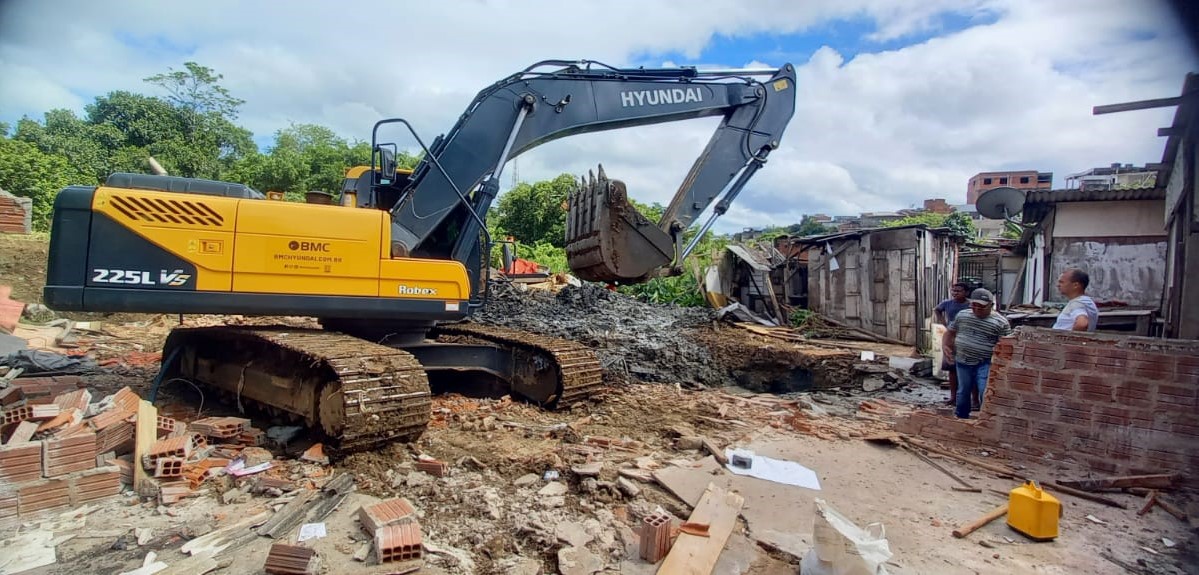 EMASA conclui reparo em rede na Comunidade do Gongo e abastecimento de água é retomado