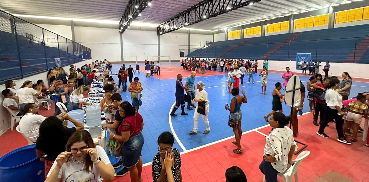 Prefeitura entrega 2 mil óculos aos pacientes do Mutirão de Saúde na Vila Olímpica de Itabuna