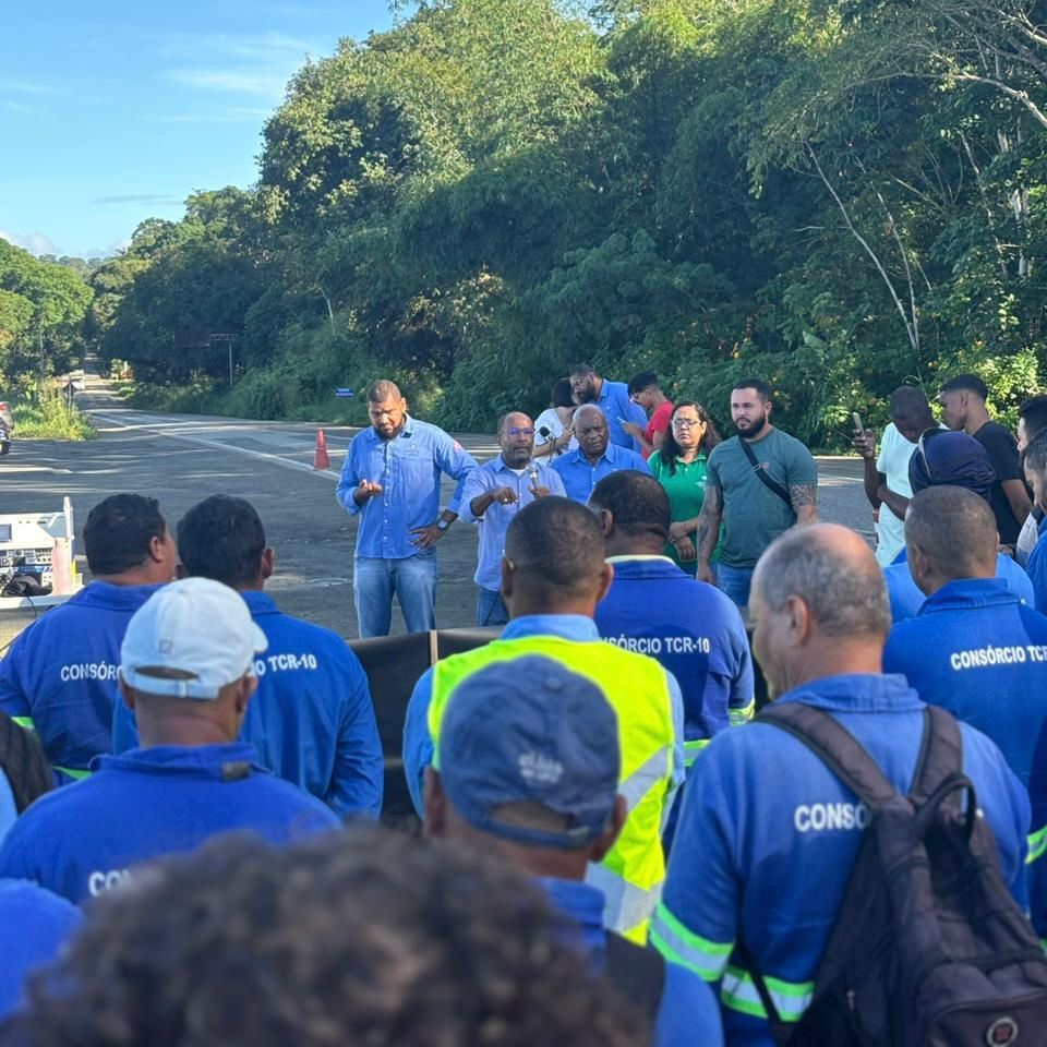 SINTEPAV protesta contra demissões em massa nas obras da FIOL e cobra respostas da BAMIN