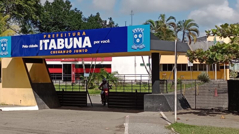 Itabuna: servidores municipais recebem salário em dia dentro da política de respeito e valorização da atual gestão