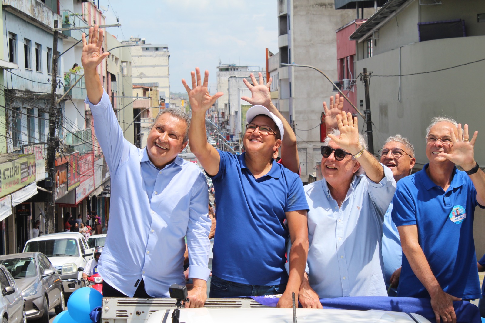 Carreata em Itabuna reune milhares de pessoas em apoio a reeleição de Augusto