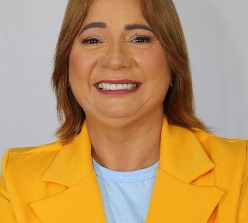 URUÇUCA: : MAGNÓLIA BARRETO É ELEITA PREFEITA COM 59,72% DOS VOTOS