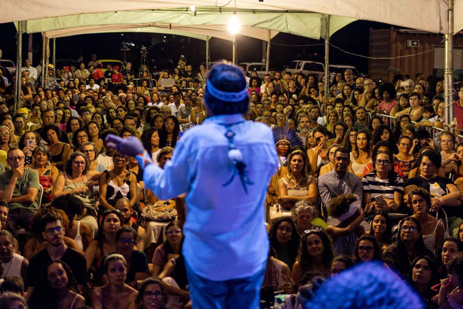 NA FESTA LITERÁRIA DE ILHÉUS, AILTON KRENAK LANÇA O LIVRO KUJÁN E OS MENINOS SABIDOS