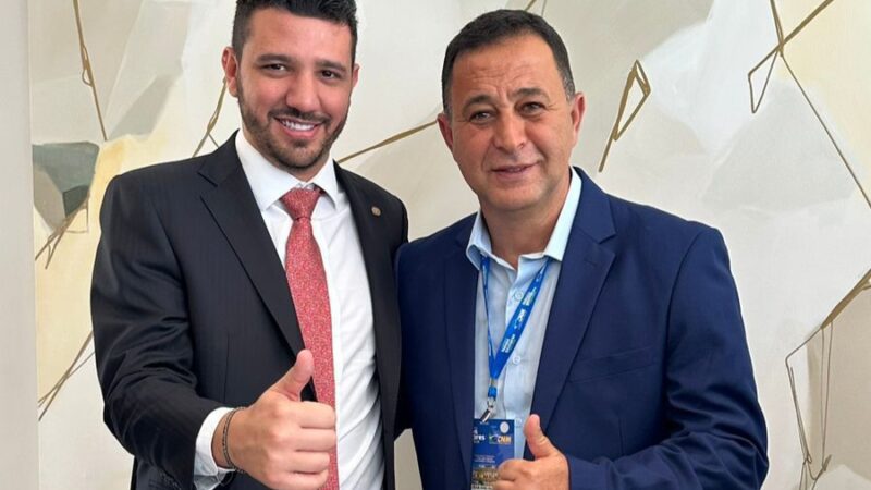 A pedido do prefeito eleito de Ibirapitanga, Jé Assunção, Neto Carletto garante casas populares para Ibirapitanga