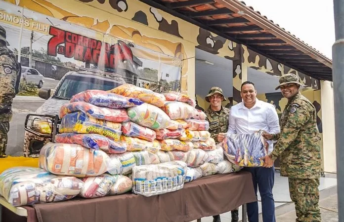 Bahia Sem Fome recebe uma tonelada de alimentos arrecadados pela Polícia Militar