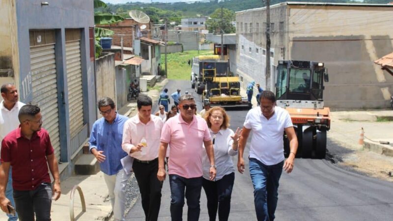 Prefeito Augusto Castro acompanha andamento de obras nos bairros Jaçanã e São Judas