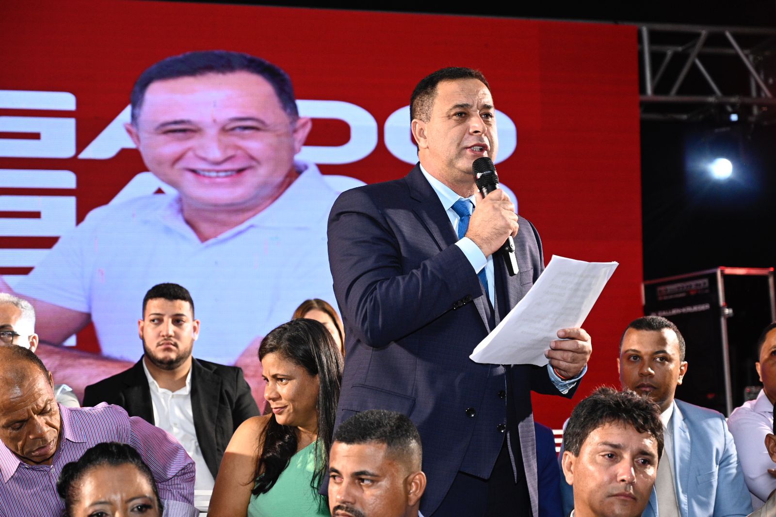 Jé Assunção, Val de Gude e vereadores tomam posse em Ibirapitanga