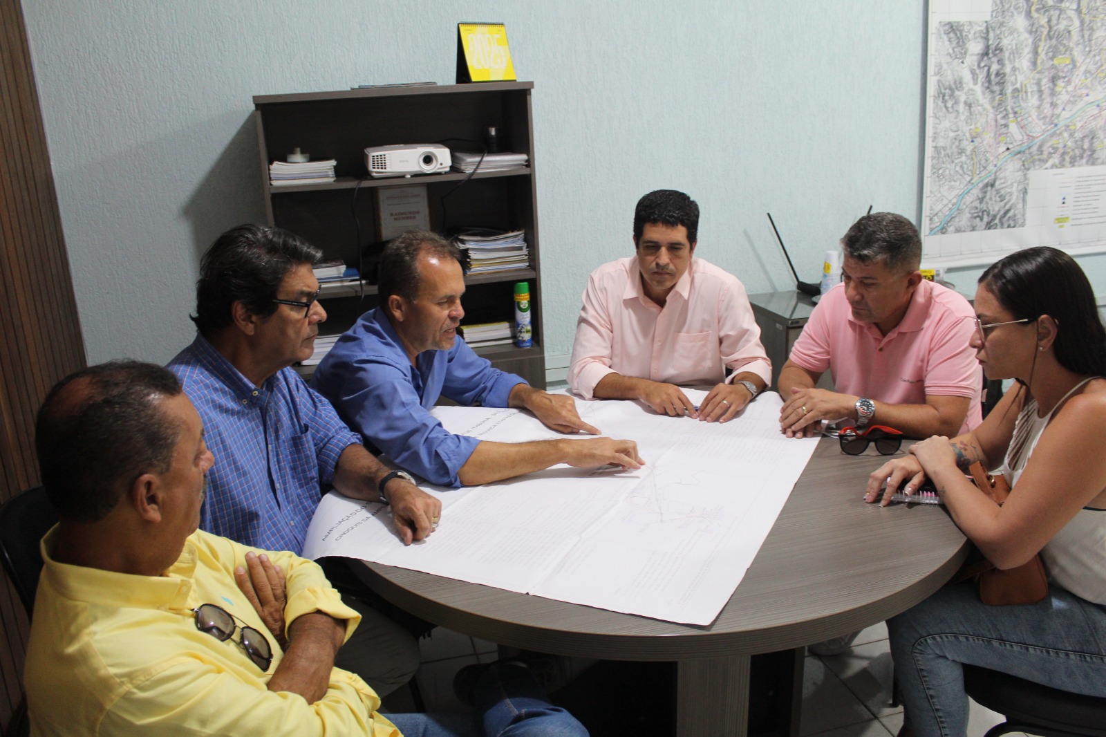 Abastecimento de água no condomínio residencial Itapoan vai melhorar com investimentos do Mais Água