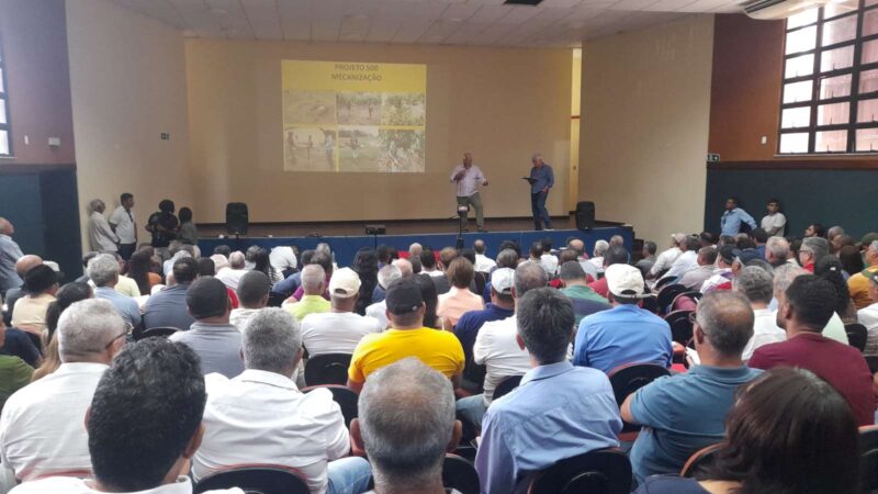 Prefeito de Ibirapitanga participa de evento sobre tecnologia e sustentabilidade na produção cacaueira