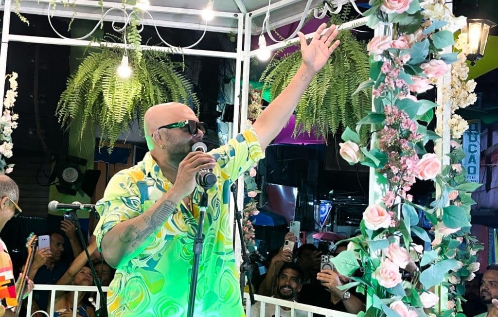 Prefeito Augusto Castro prestigia entrega do Coreto do Caboclo no Beco do Fuxico