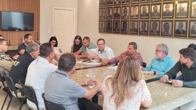 Prefeitura adotará medidas rigorosas para apreensão de animais nas vias públicas de Itabuna