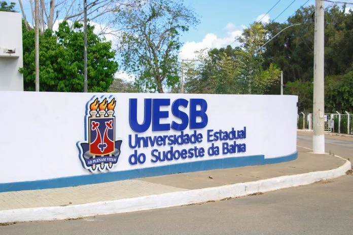 Uesb aplicará provas do Reda para técnicos de nível médio e superior neste domingo (23)