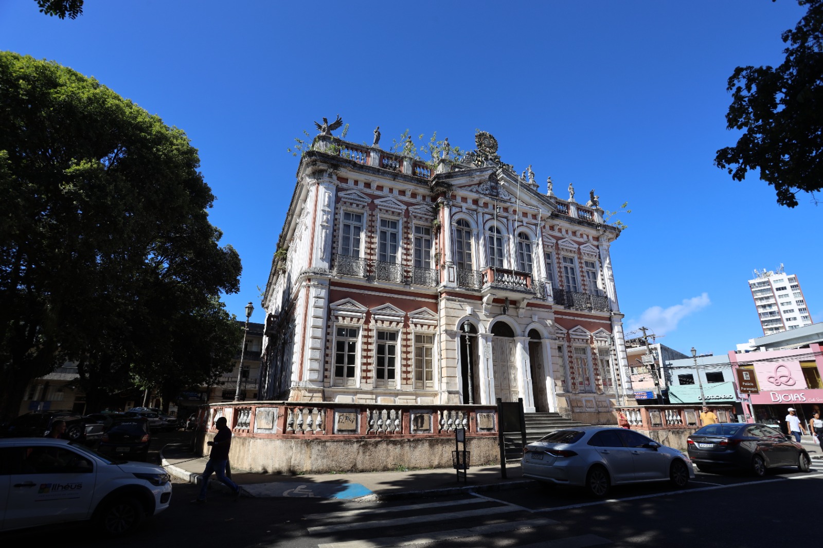 Ilhéus paga R$ 1,2 milhão em RPVs e evita novos bloqueios nas contas públicas