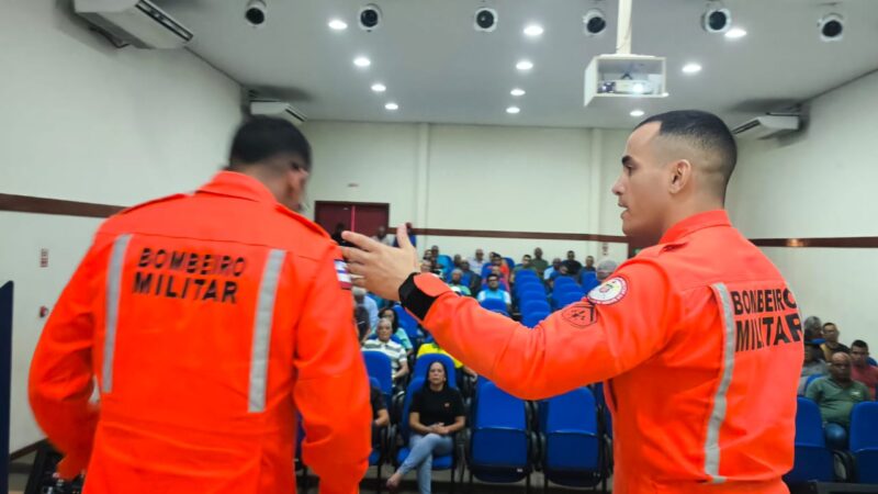 Prefeitura inicia a vistoria anual da frota de táxis em Itabuna com a capacitação dos profissionais