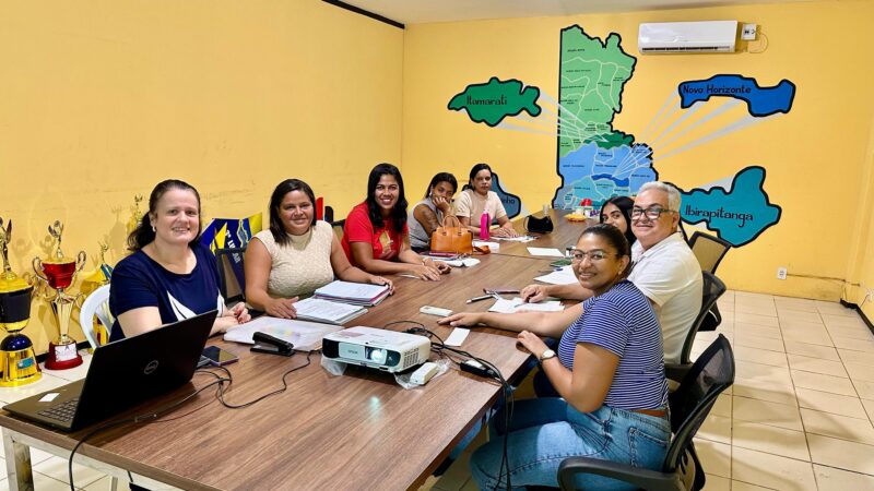 SEDES Ibirapitanga realiza capacitação técnica e prática para equipe do Programa Primeira Infância