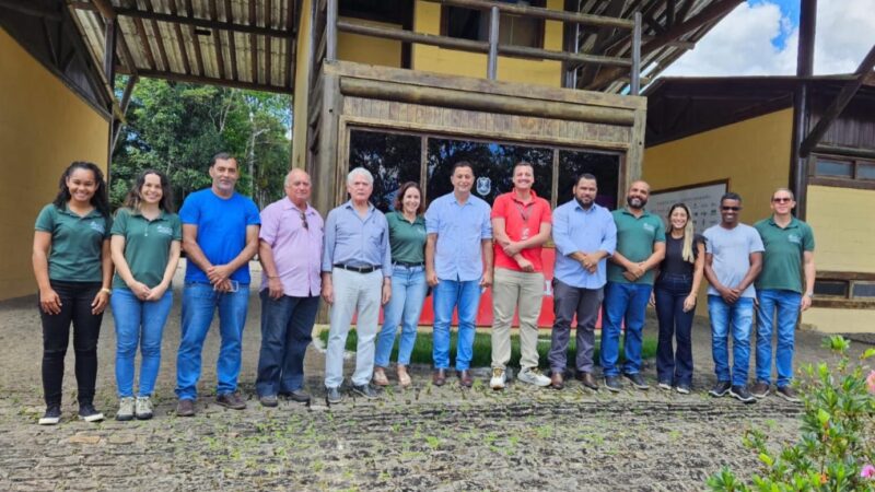 Ibirapitanga firma parceria para implementação do Projeto CompensAÇÃO