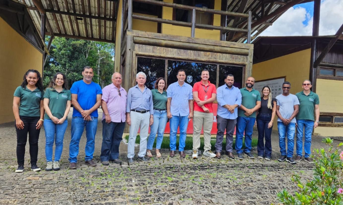 Ibirapitanga firma parceria para implementação do Projeto CompensAÇÃO