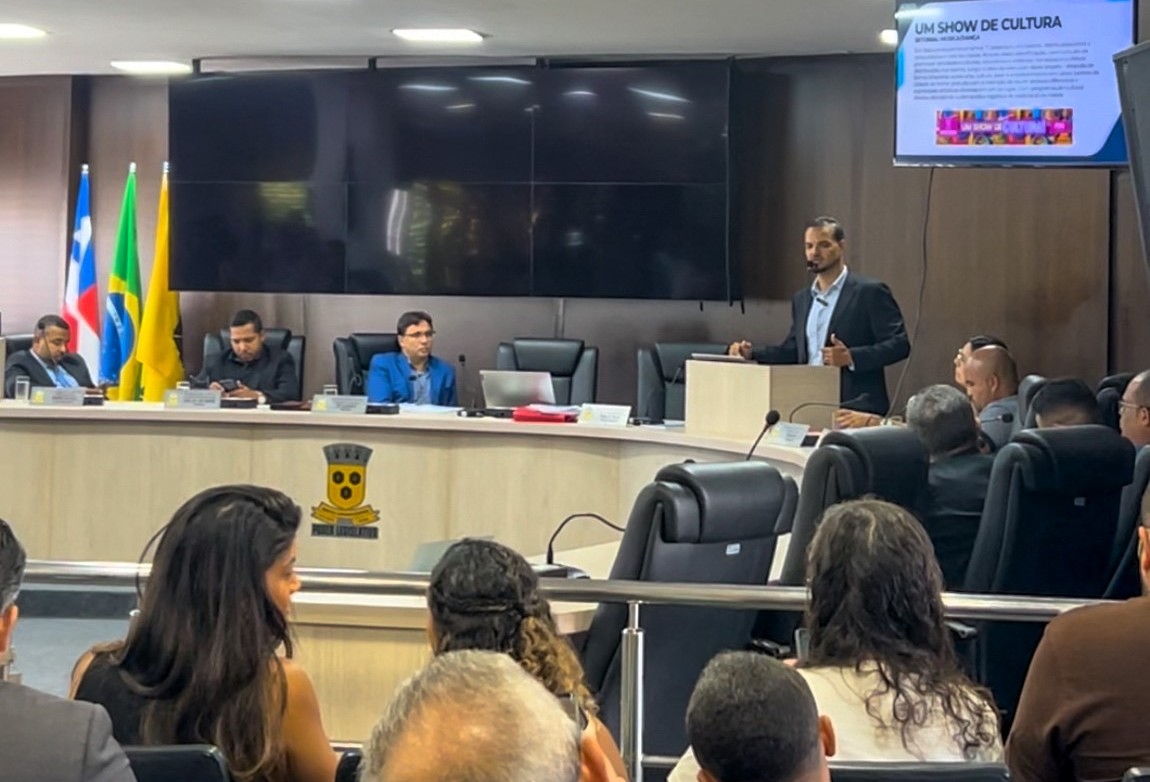 FICC apresenta balanço de ações no plenário da Câmara de Vereadores