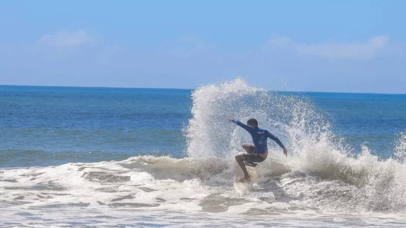 Circuito Sul Baiano de Surf 2025 agita a Praia do Norte em Ilhéus